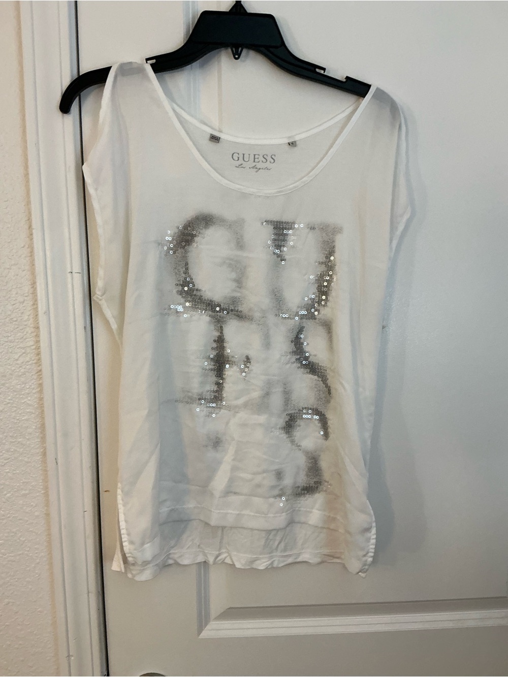 GUESS Los Angeles White Sequin Graphic Logo Cold Shoulder Tee Top Size S